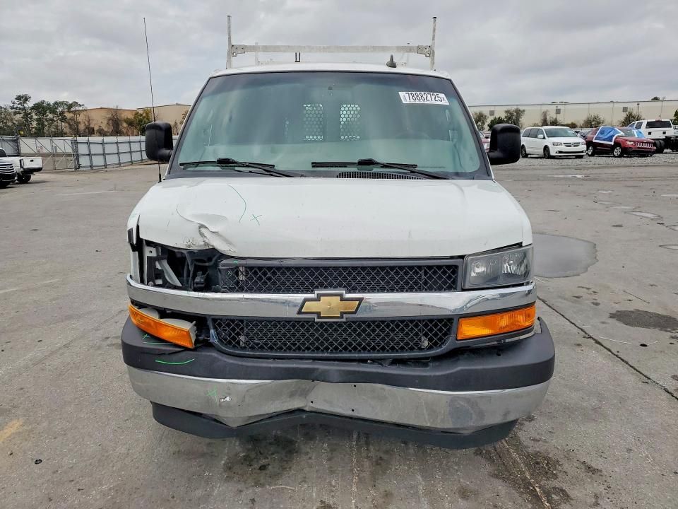 2022 Chevrolet Express 2500 Utility / Service van