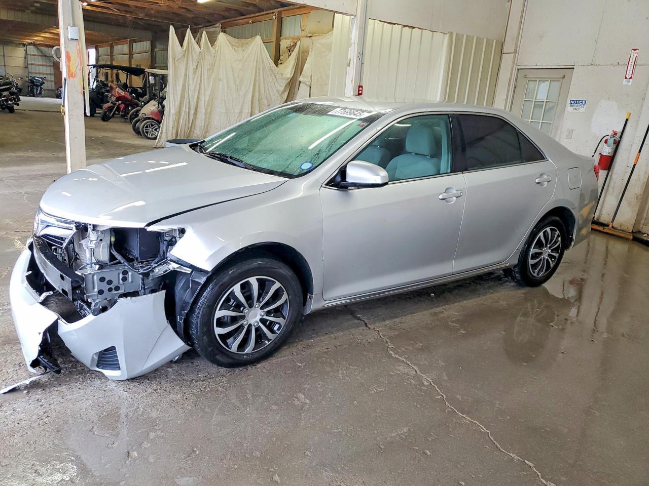 2013 Toyota Camry le