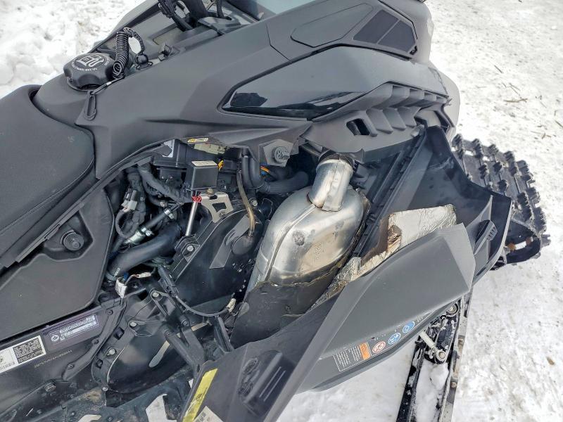 2024 Skidoo MXZ X-RS 850 E-TEC