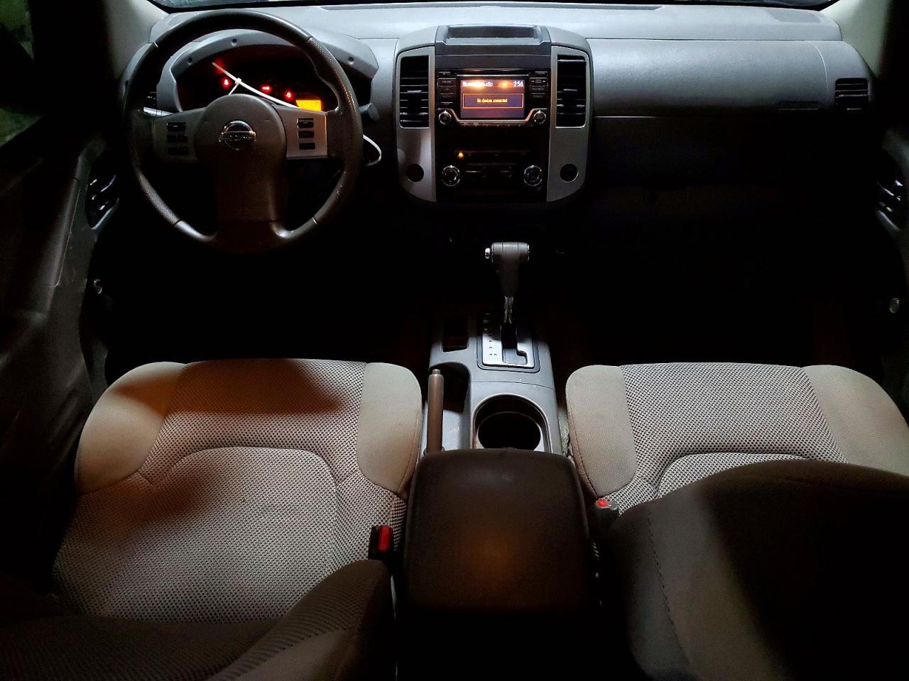 2017 Nissan Frontier s