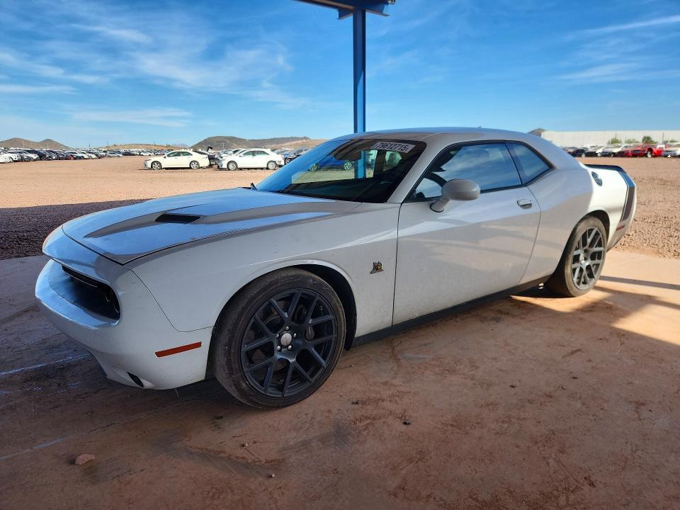 2015 Dodge Challenger r