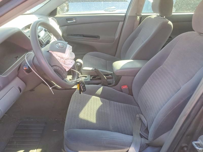 2006 Toyota Camry le