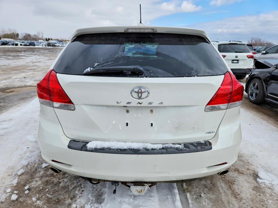 2010 Toyota Venza awd V6