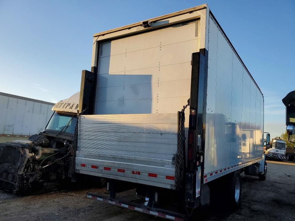 2019 Freightliner Business Class M2 box Truck