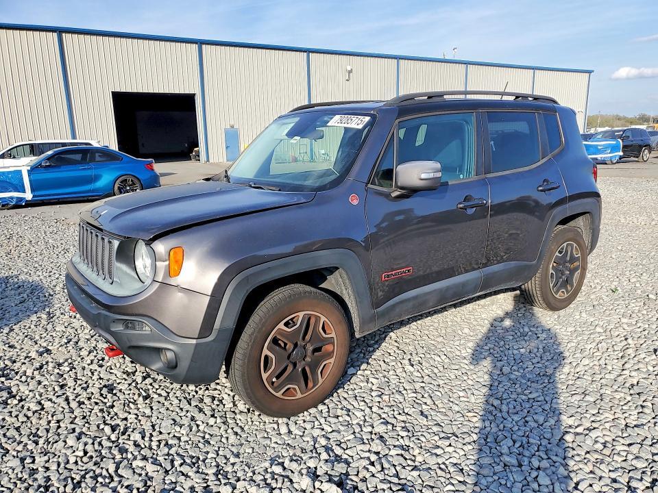2016 Jeep Renegade Trailhawk
