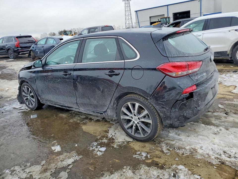 2019 Hyundai Elantra gt Base