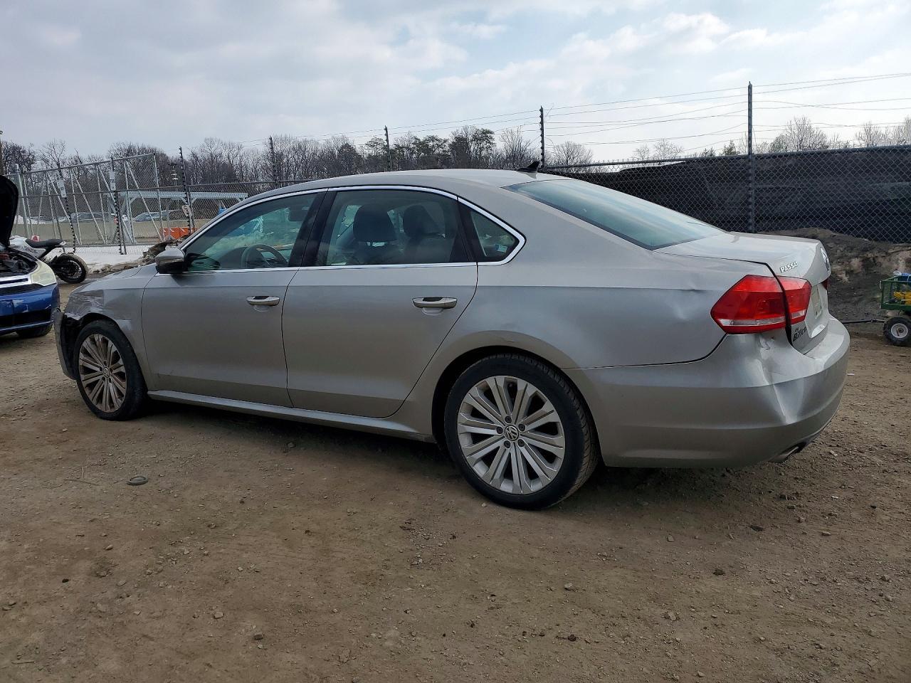 2012 Volkswagen Passat se