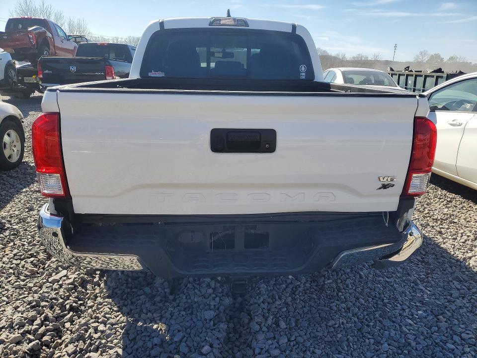 2017 Toyota Tacoma Double cab
