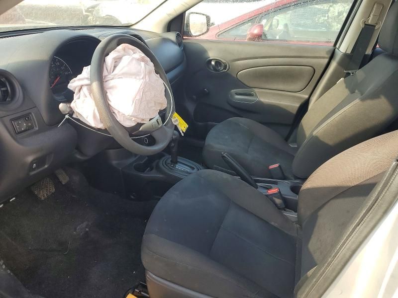 2018 Nissan Versa s Plus