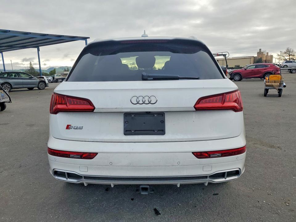 2018 Audi SQ5 Premium Plus