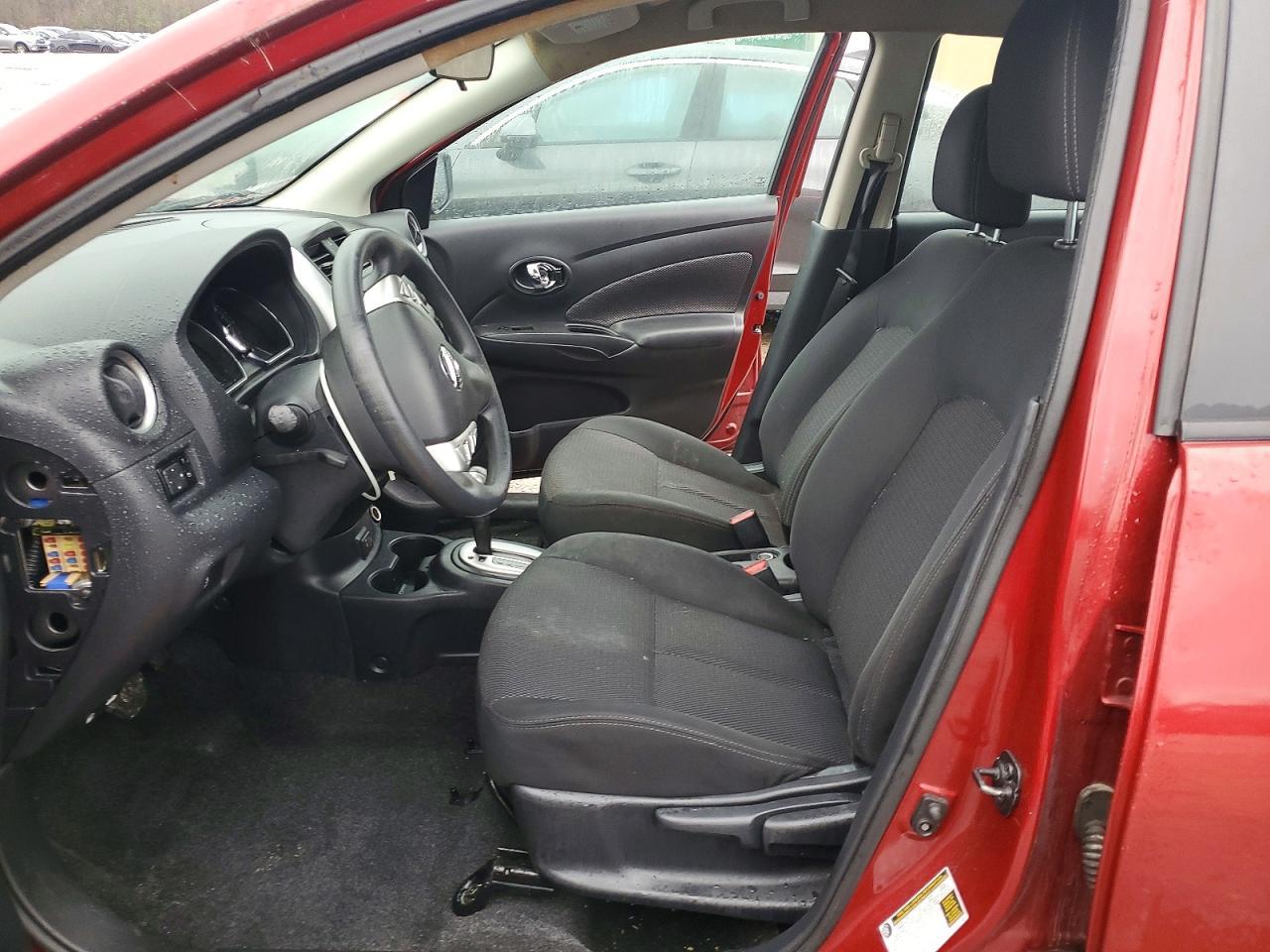 2019 Nissan Versa sv