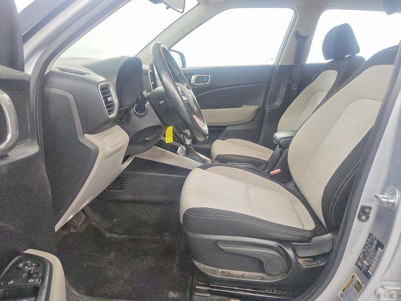 2021 Hyundai Venue sel