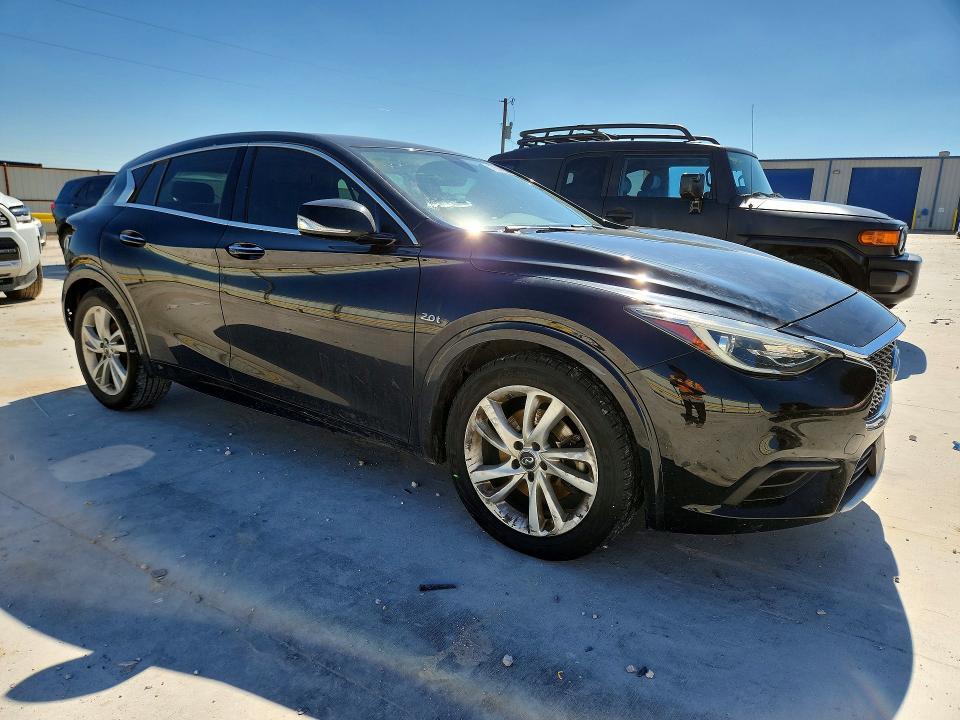 2017 Infiniti Qx30 Base