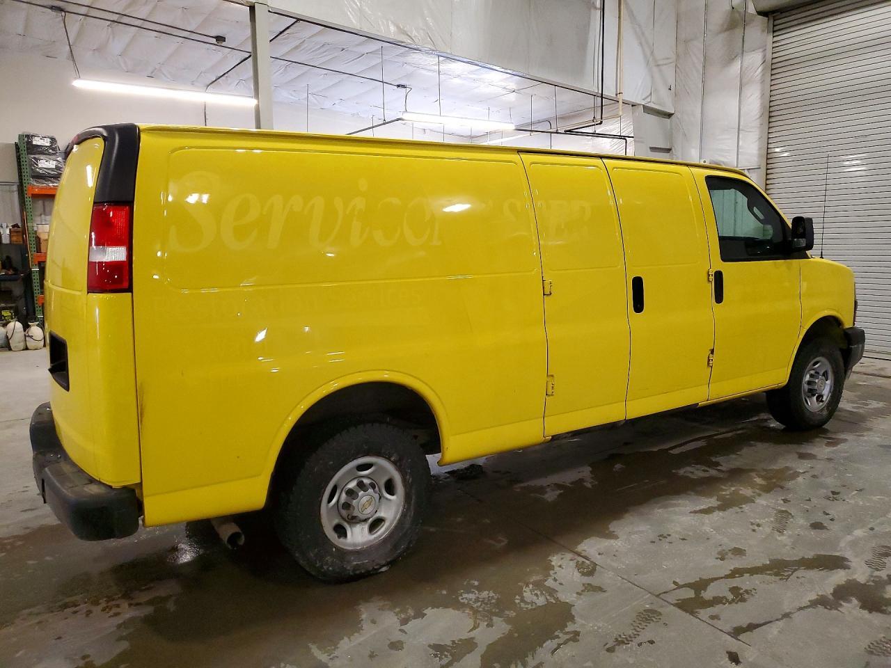 2022 Chevrolet Express 2500 Delivery Van