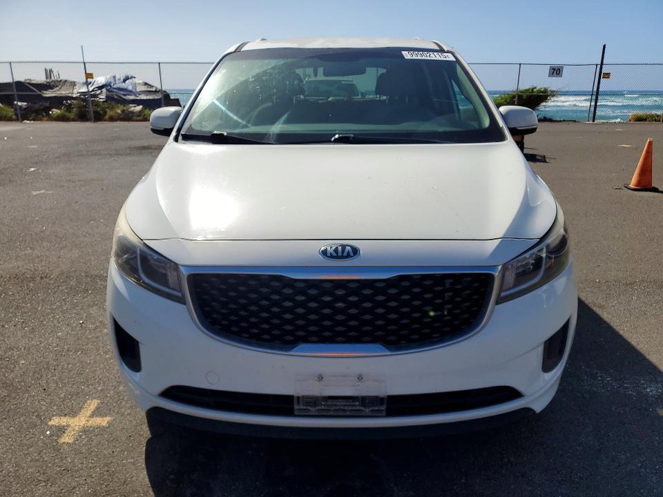 2015 KIA Sedona lx