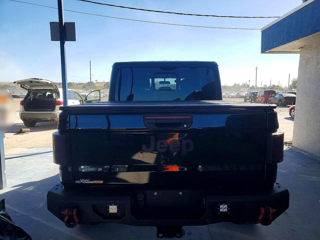 2023 Jeep Gladiator Sport