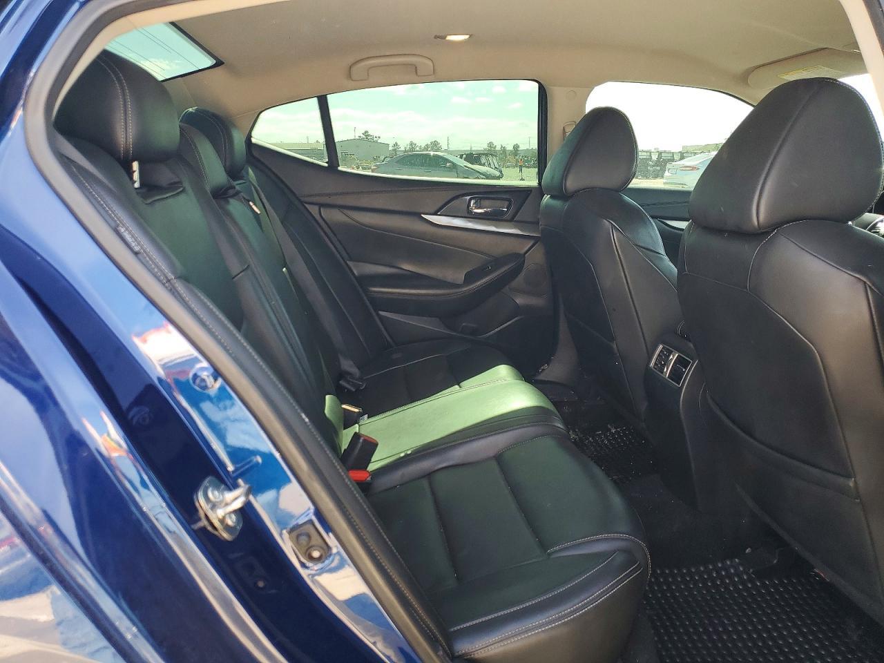 2019 Nissan Maxima s