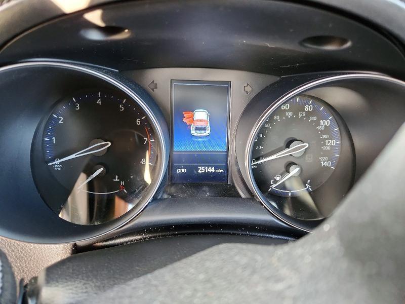 2022 Toyota C-hr xle