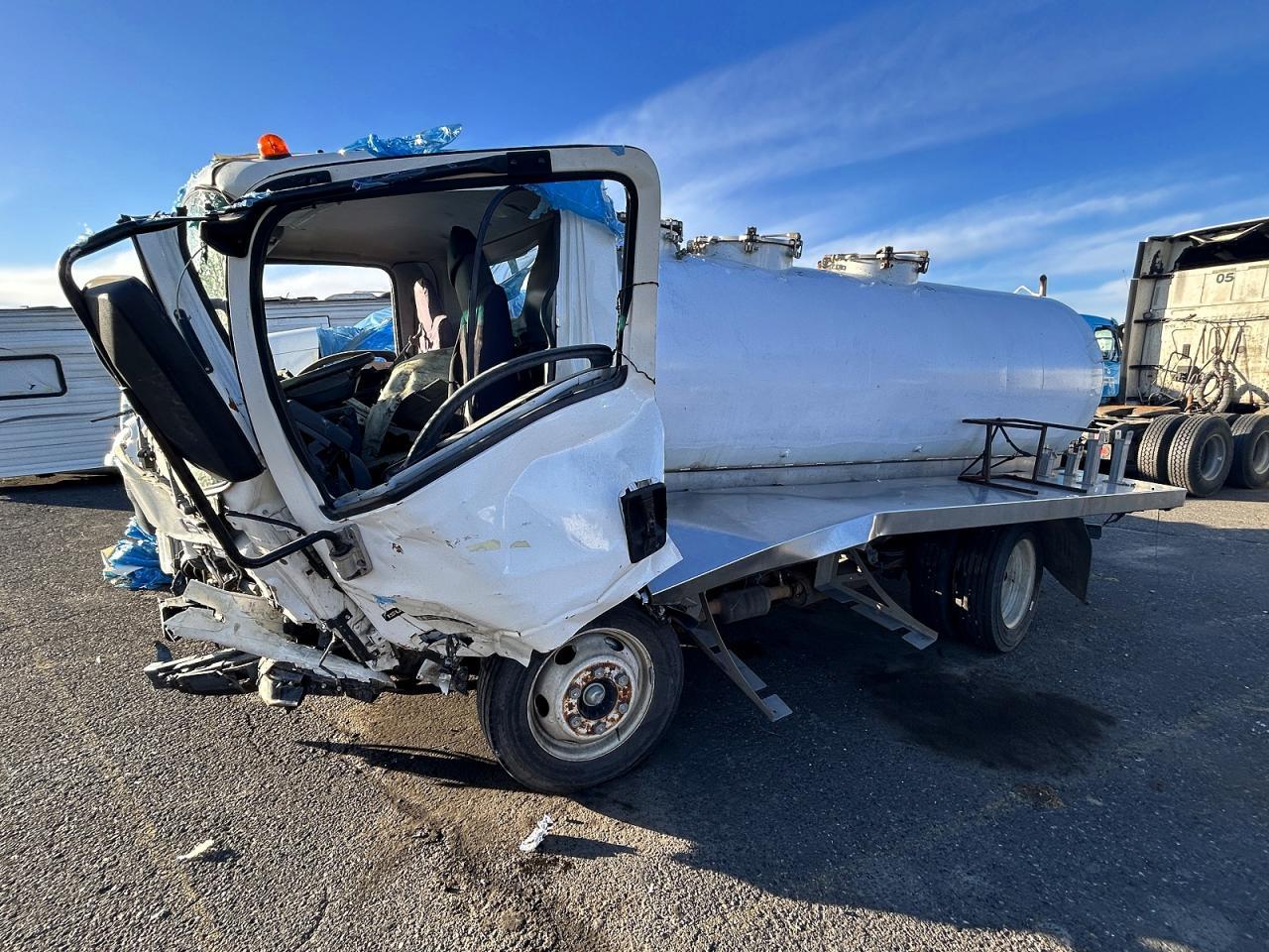 2015 Isuzu NPR HD