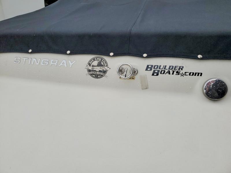 2008 Stingray Boat