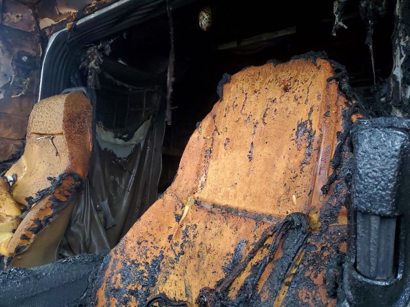 2004 Ptrb 2004 Pntw 379-Semi Truck