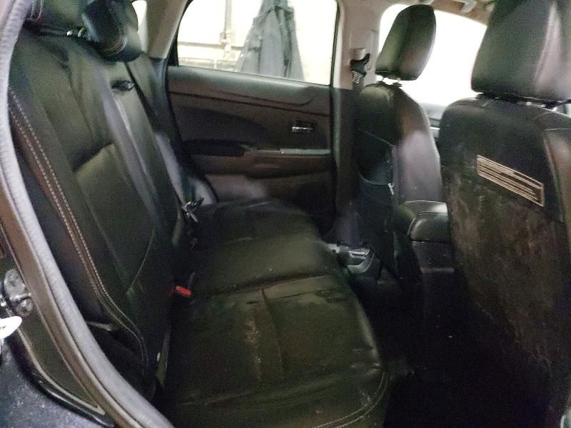 2013 Mitsubishi Outlander Sport se