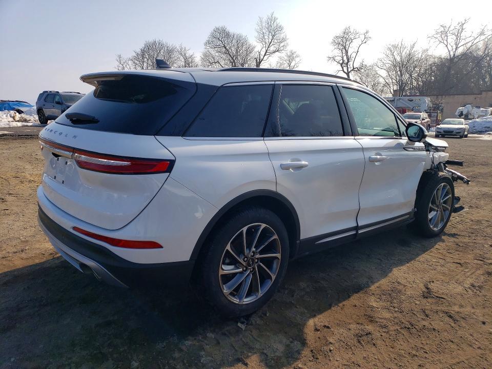 2025 Lincoln Corsair Premiere