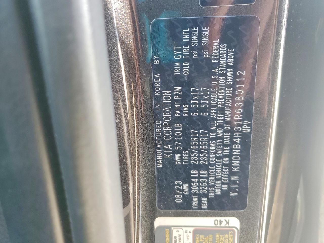 2024 KIA Carnival lx