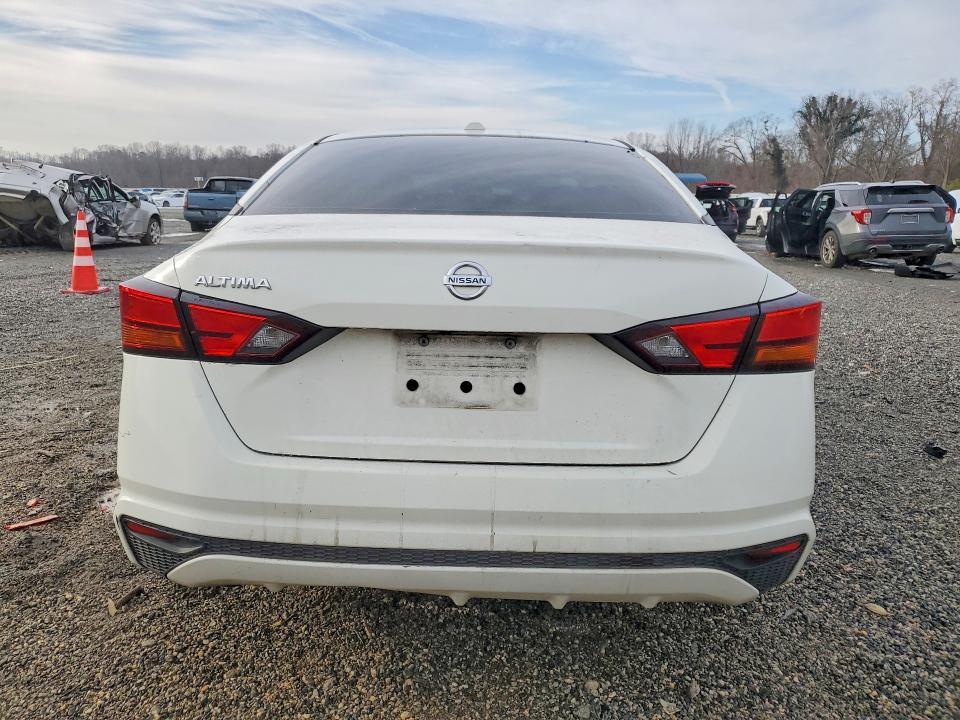 2020 Nissan Altima s