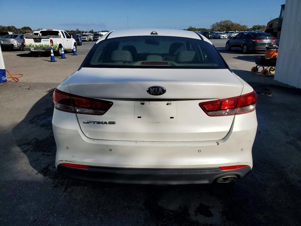 2018 KIA Optima lx