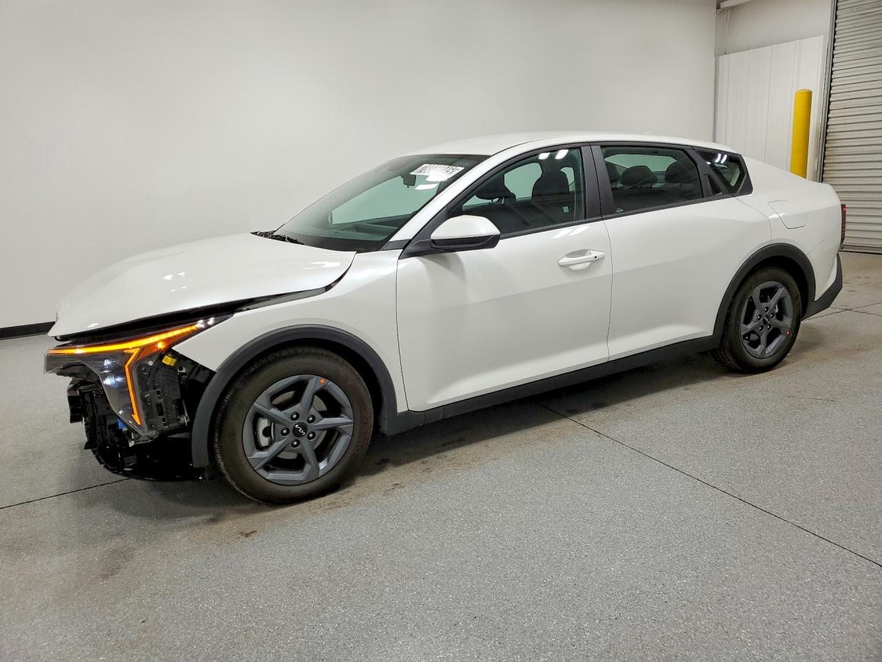 2026 KIA K4 lx