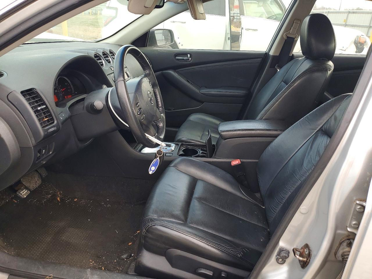 2010 Nissan Altima Base