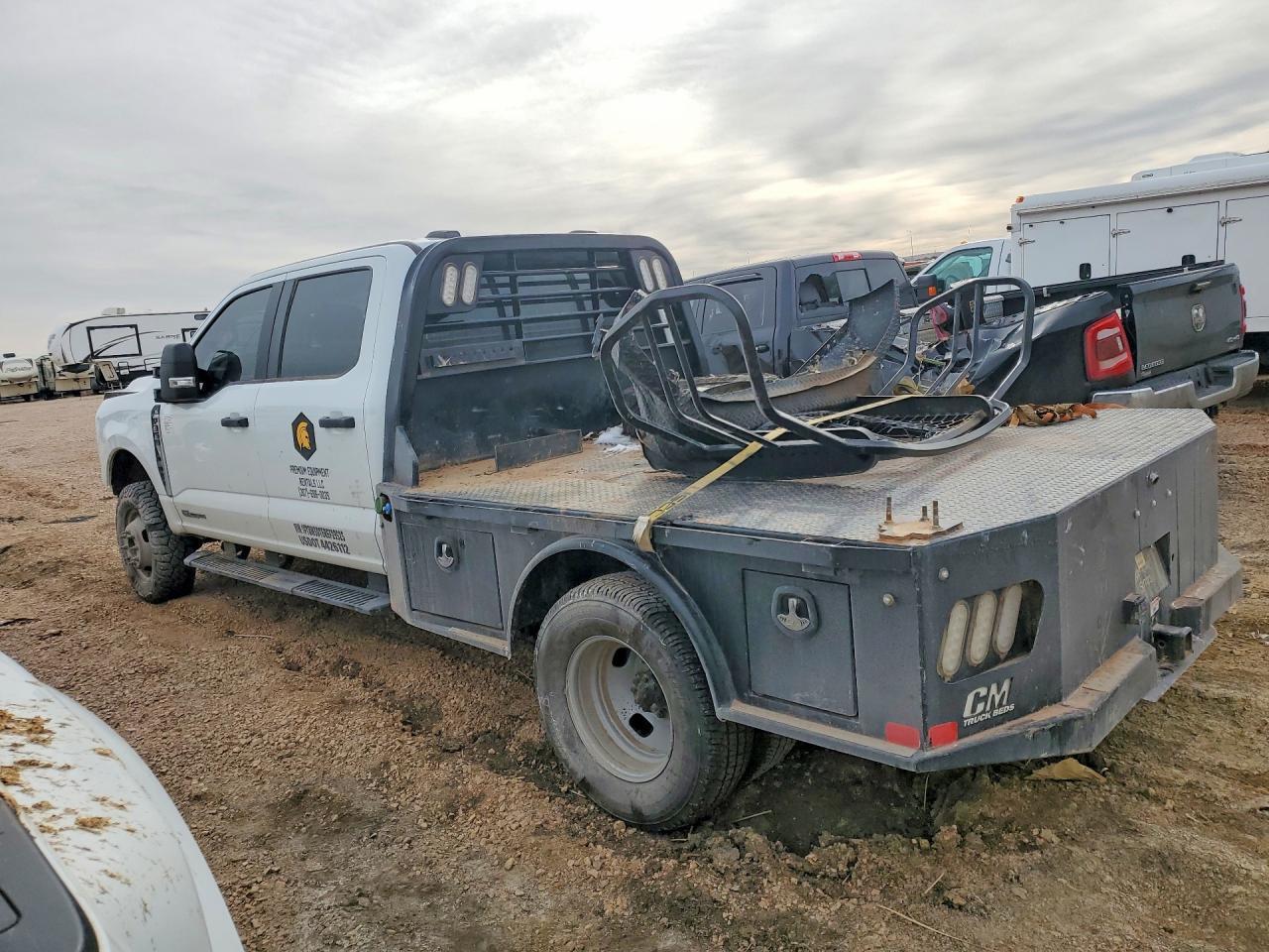 2024 Ford F350 Super Duty Flatbed Truck