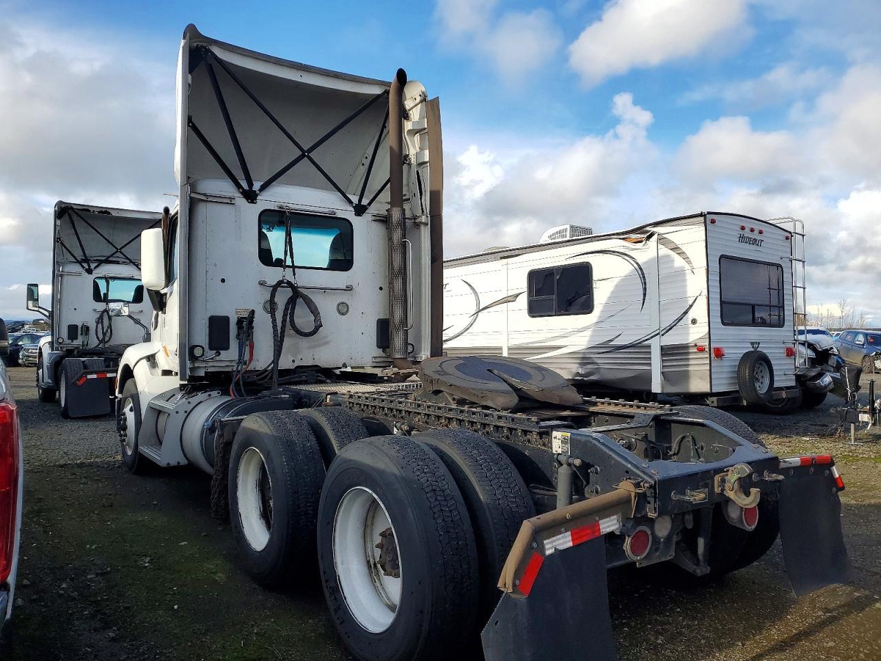 2018 Peterbilt 579 Semi Truck