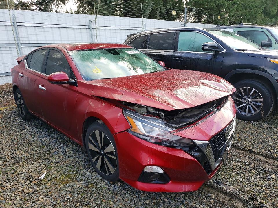 2022 Niss Altima 2.5 sl