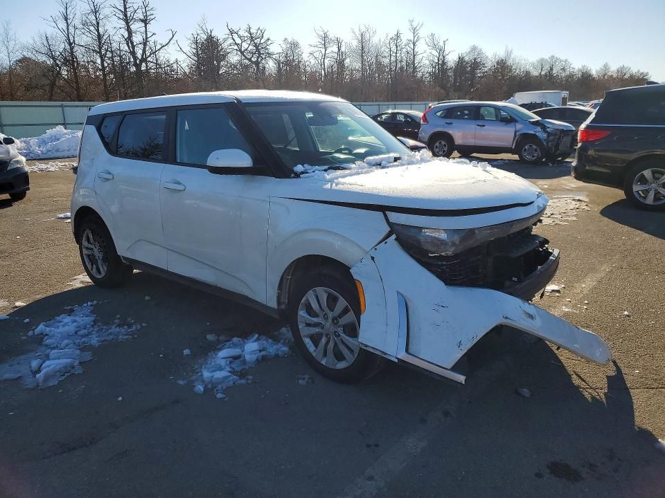 2023 KIA Soul lx