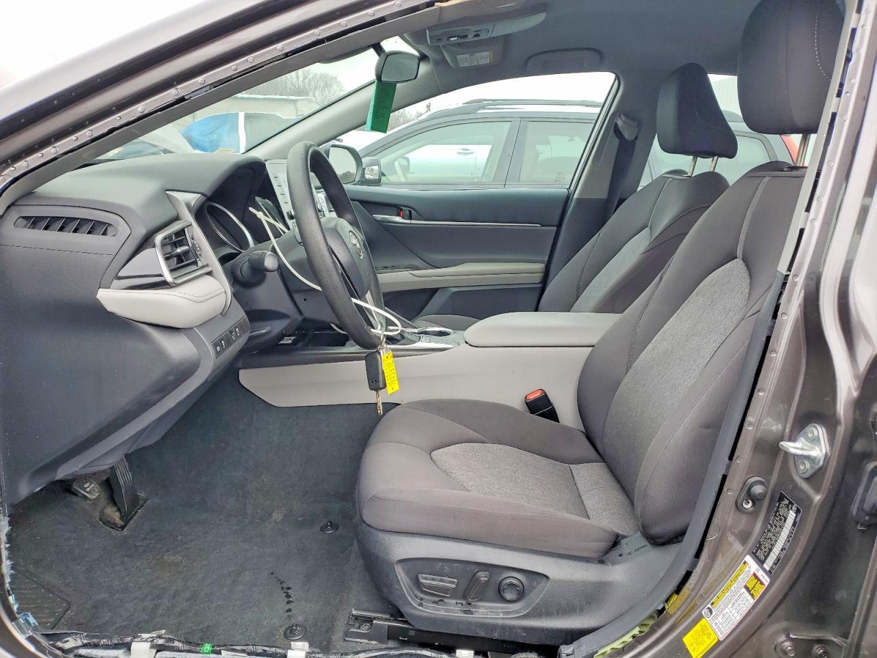2023 Toyota Camry le