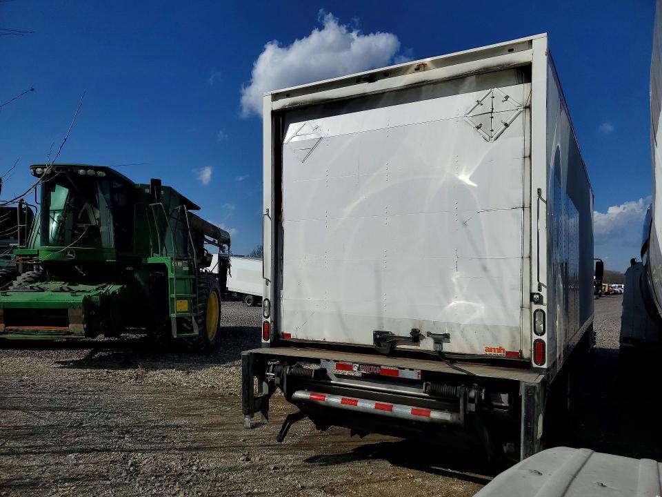 2017 Freightliner Business Class M2 box Truck