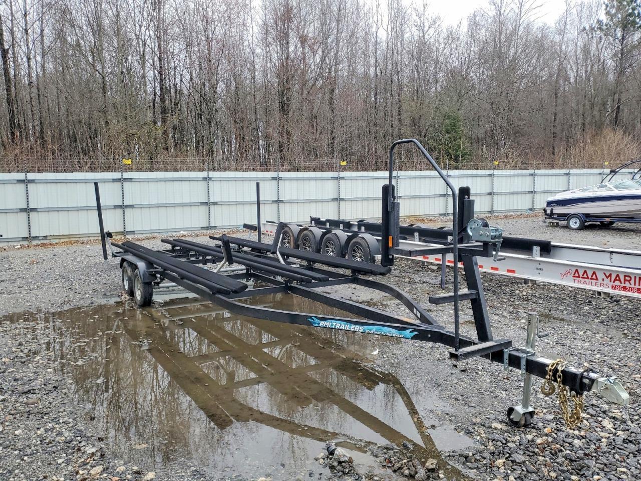 2024 Benchmark 24T/13 Boat Trailer