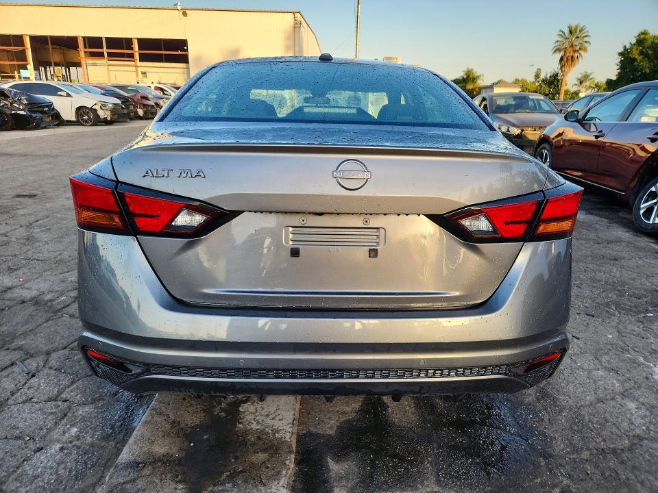 2025 Nissan Altima 2.5 sv