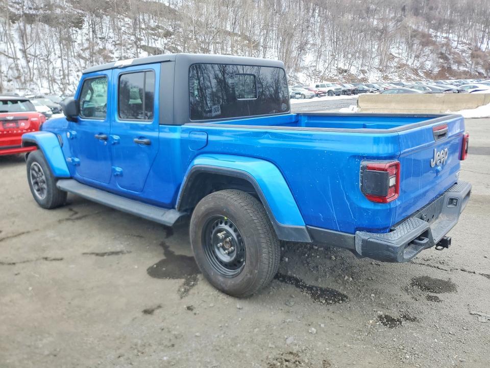 2022 Jeep Gladiator Overland