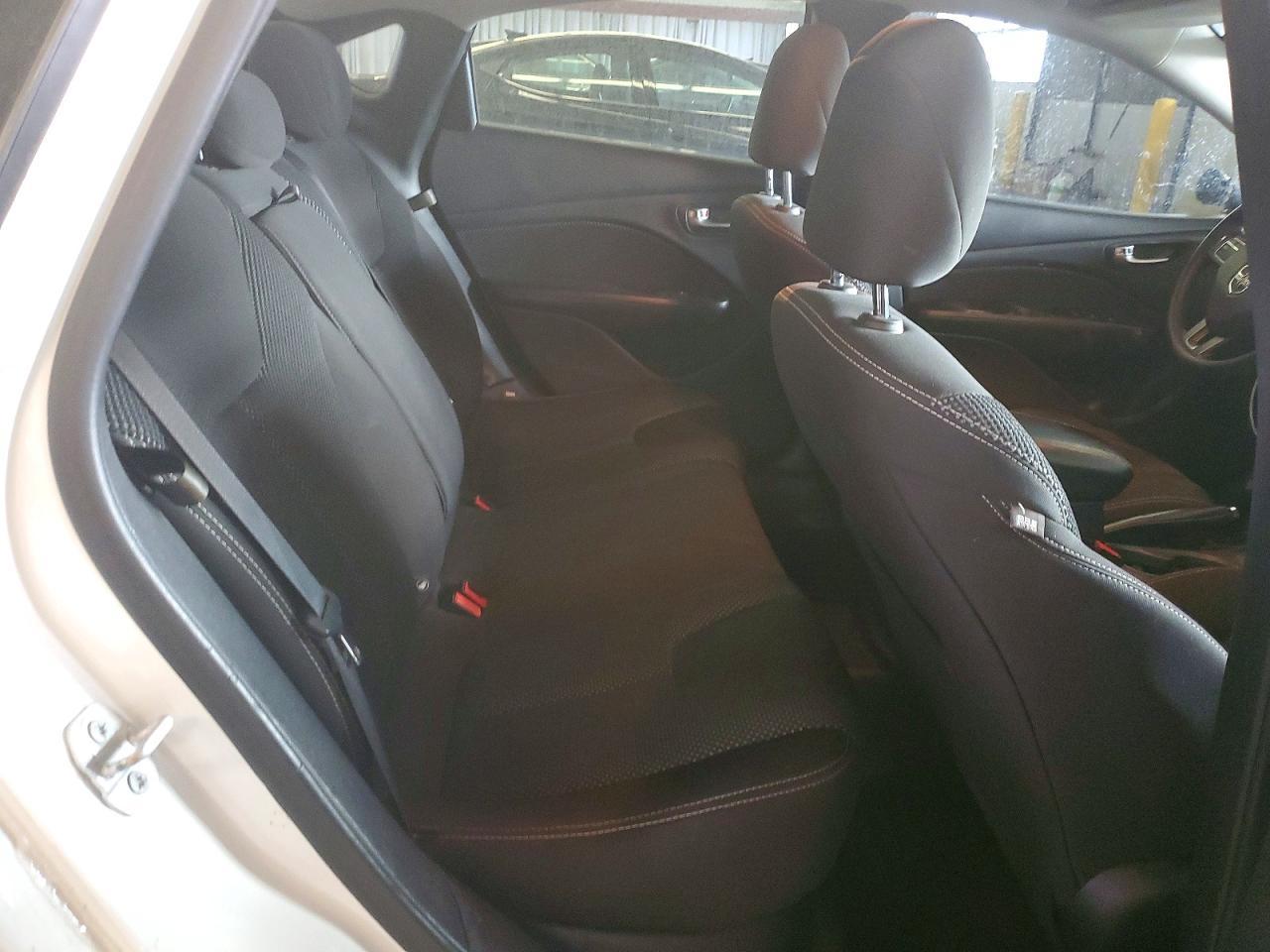 2016 Dodge Dart sxt