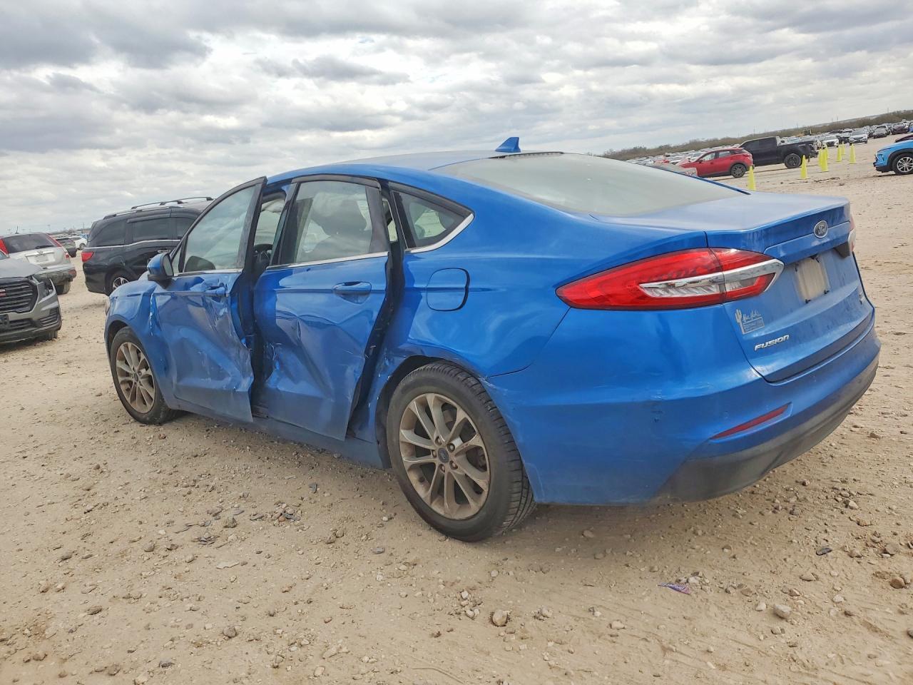 2019 Ford Fusion se