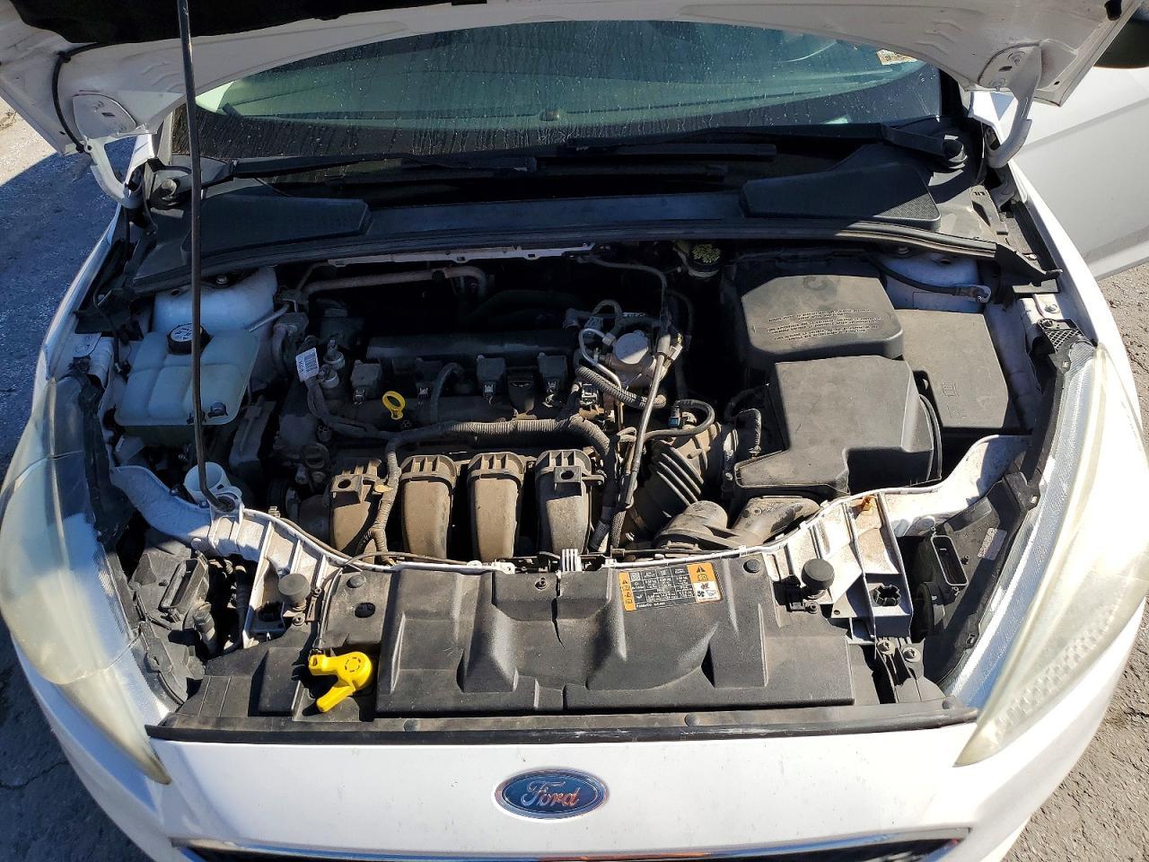 2016 Ford Focus s