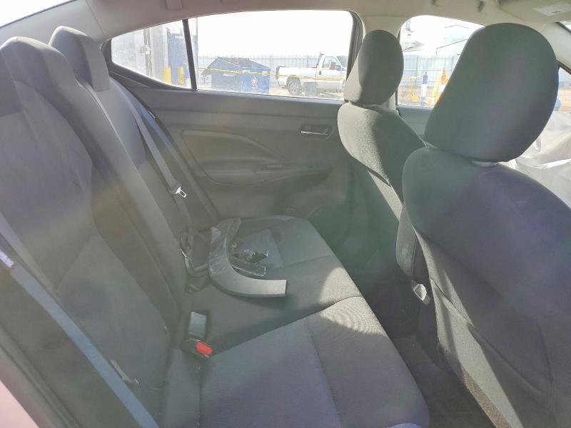 2023 Nissan Versa sv