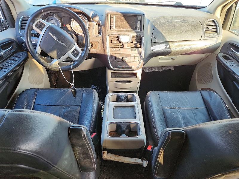 2014 Chrysler Town & Country Touring