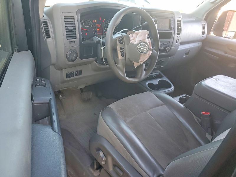 2017 Nissan NV 3500 HD SV