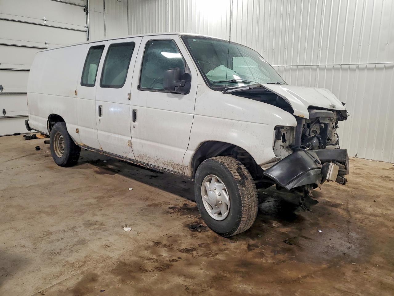 2014 Ford Econoline E350 Super Duty Van