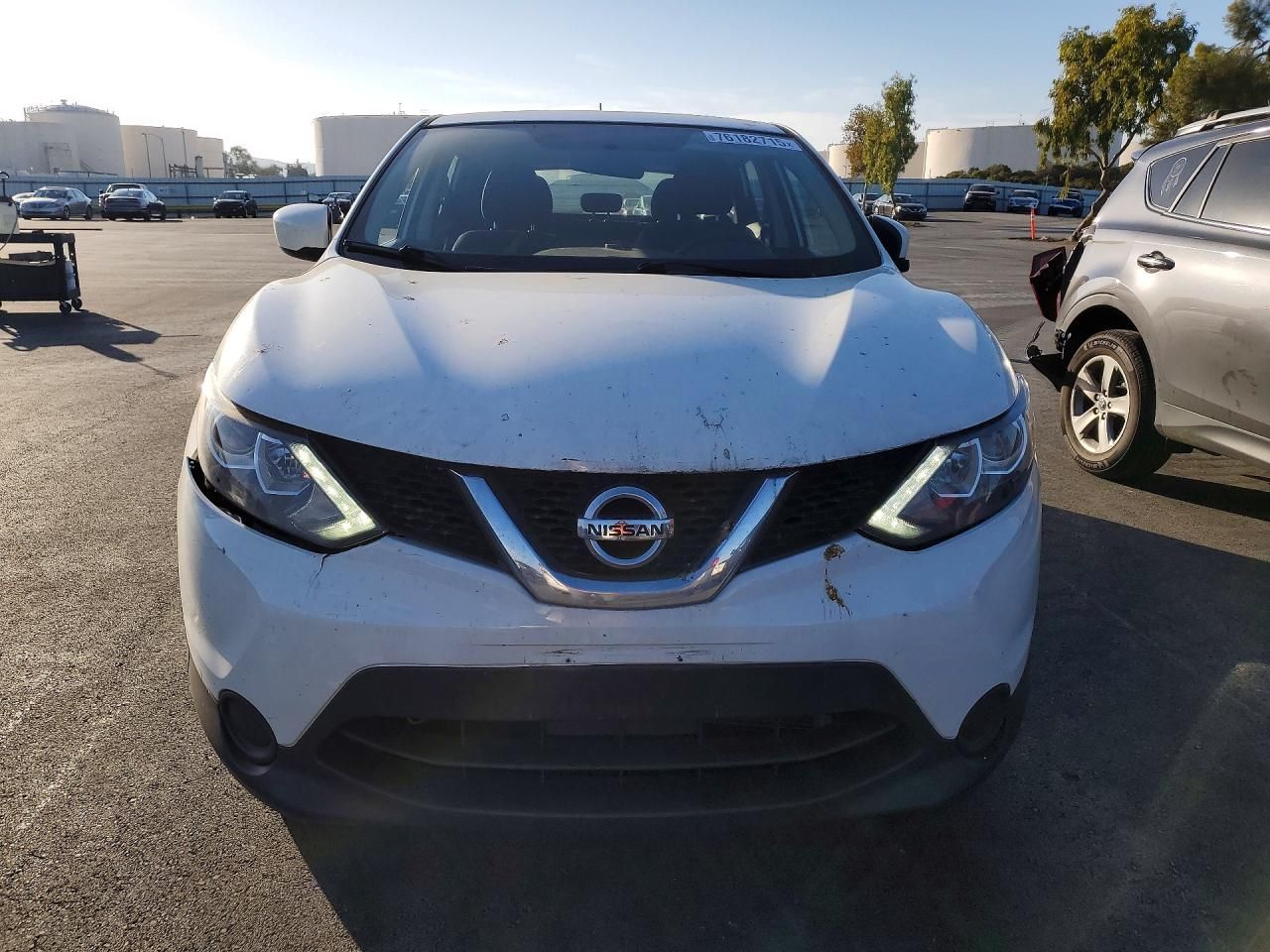 2017 Nissan Rogue Sport s