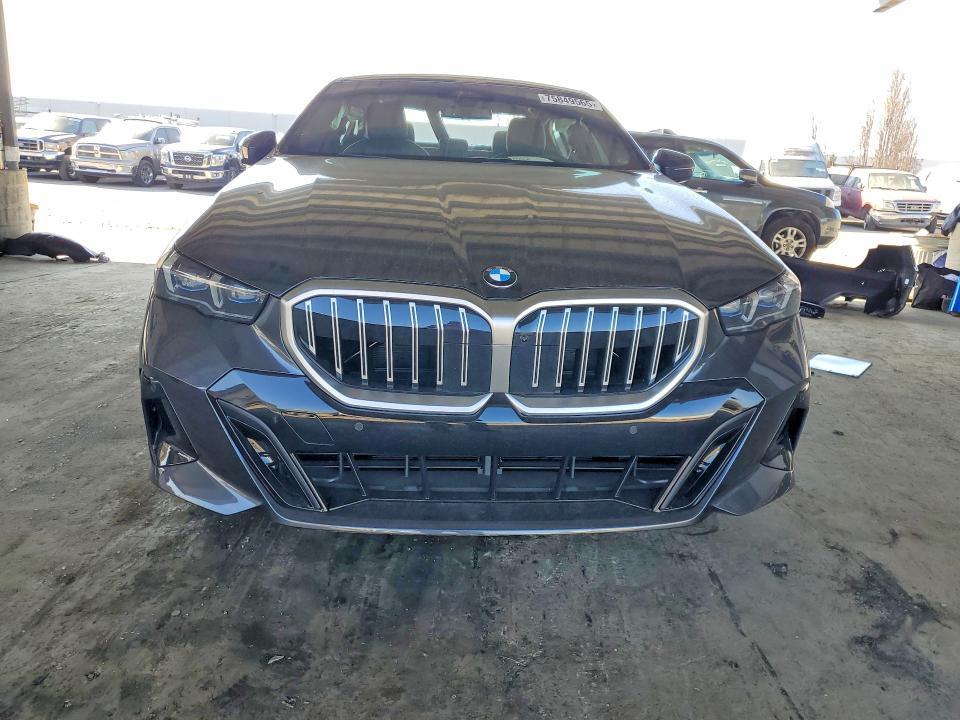 2026 BMW 530 xi